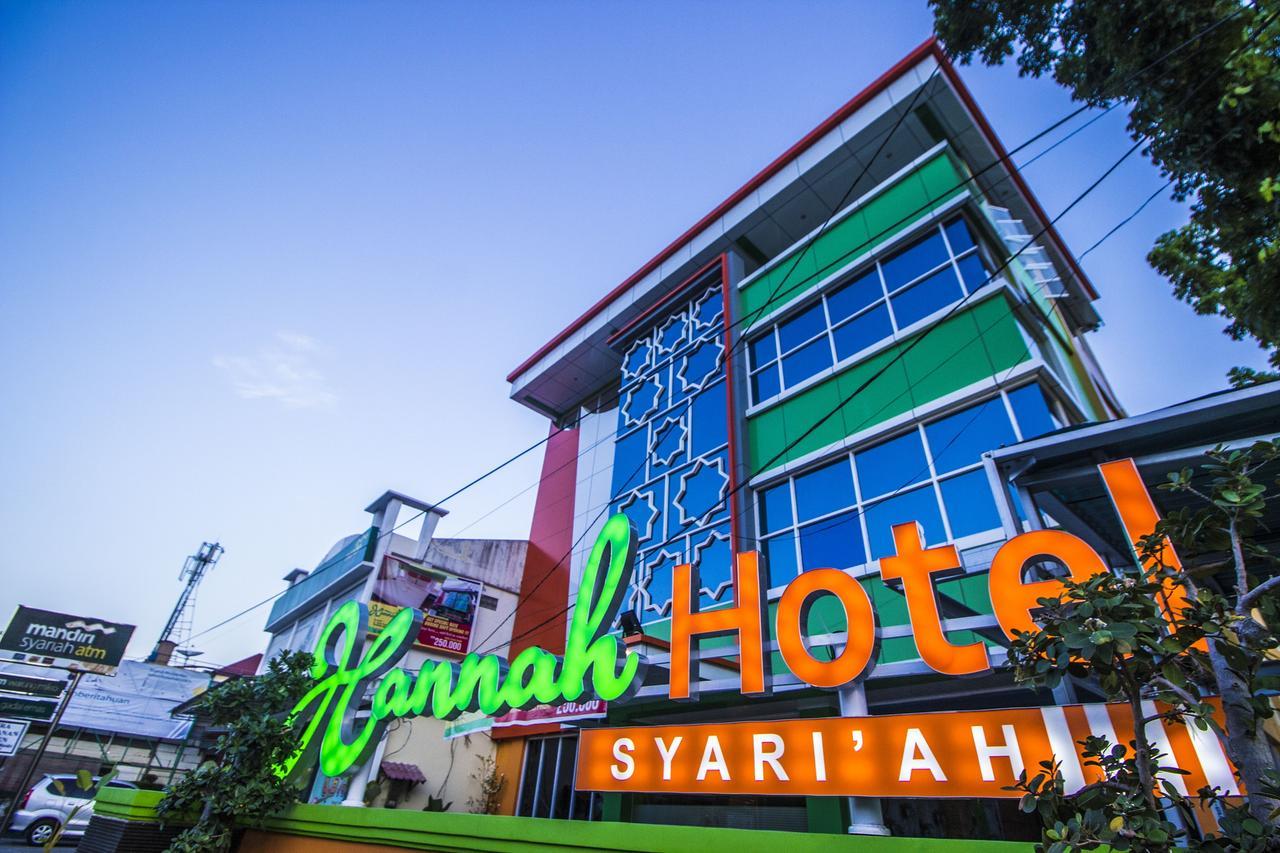 Hannah Hotel Syariah Painan Exterior photo